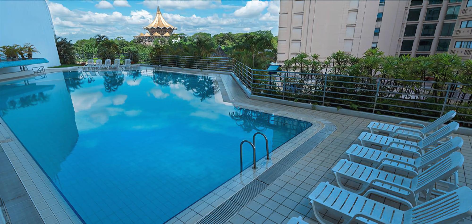 Astana Wing - Riverside Majestic Hotel Kuching Buitenkant foto